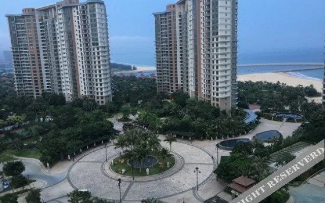 Hanhai Crown · SeaView Designer Light Luxury Seaside Resort Hotel (Freedom Lighthouse Branch)