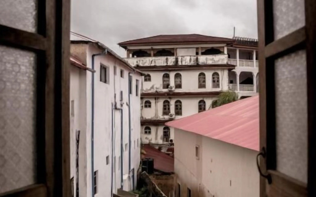 Stone Town Cafe and Bed &Breakfast