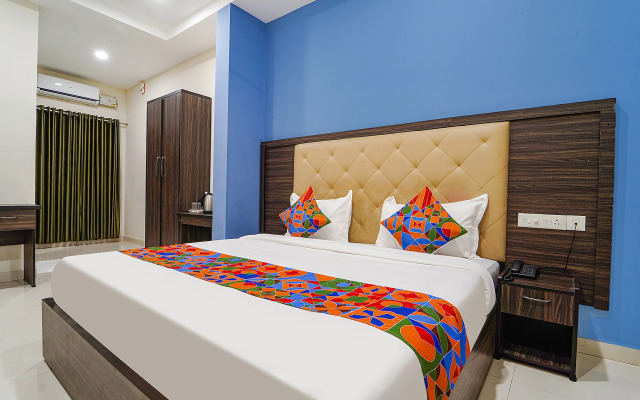 Fabhotel Central Inn Residency