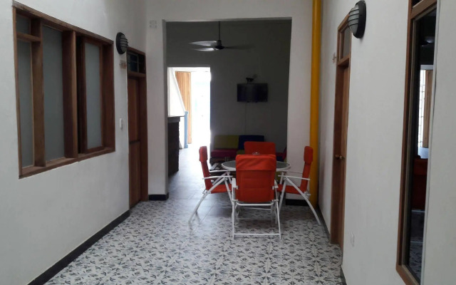 Solaz Hostel Santa Marta
