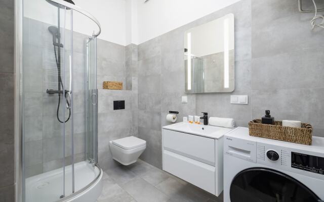 Studio Mickiewicza 51 by Renters
