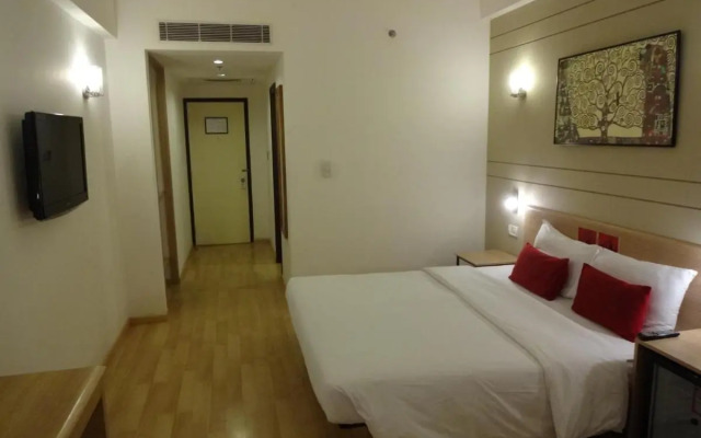 Red Fox by Lemon Tree Hotels, Hyderabad