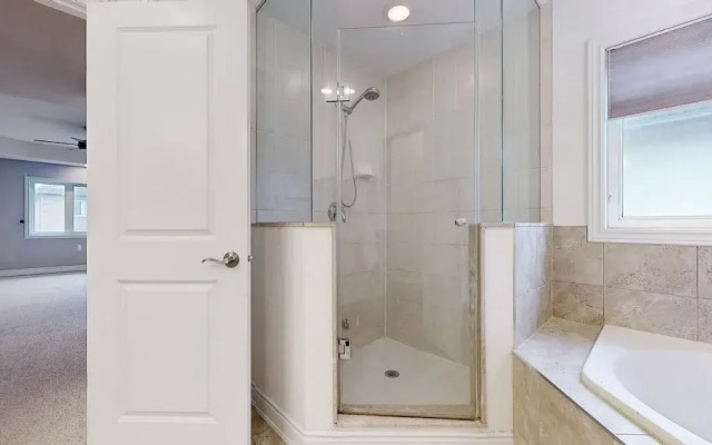 Spacious 4-Bedroom Retreat