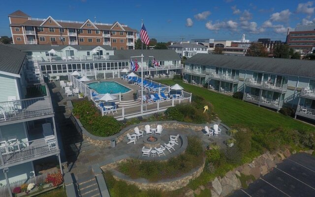 Anchor In Distinctive Waterfront Lodging