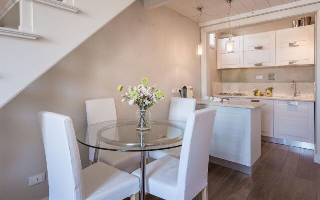 Classic Terrace Santo Spirito