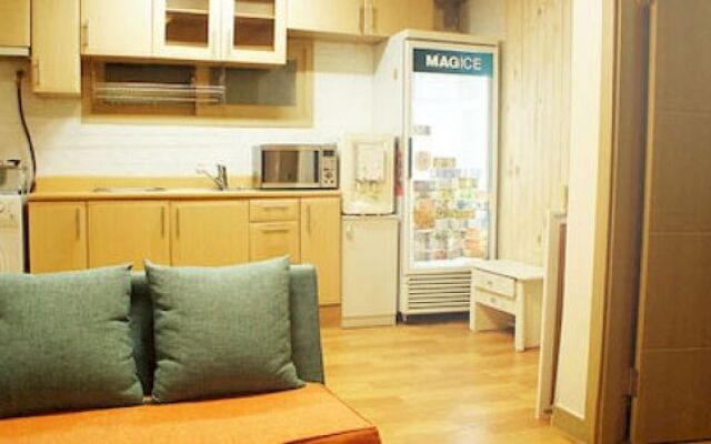 Golden Pond Guest House