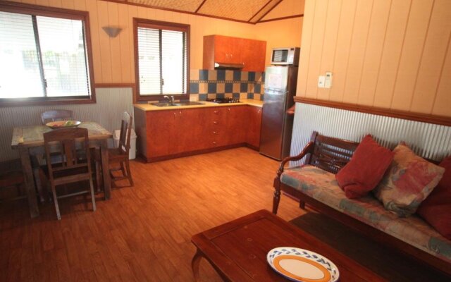 Ivanhoe Village Caravan Resort