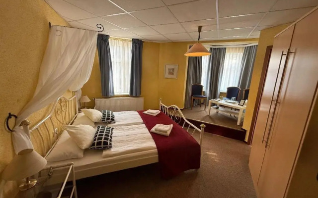 Amadeus Boutique Hotel Deutscher Hof Inn & Suites