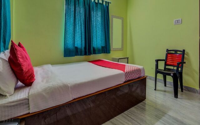 OYO Flagship 13777 VIP Palace