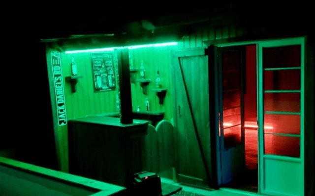 Ariami Rose Romantic Cabin