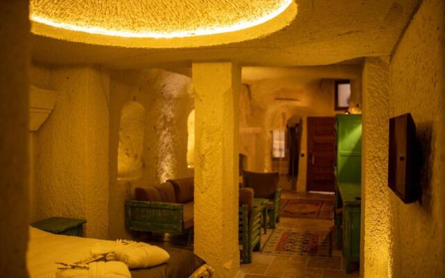 Pome Granate Cave Hotel