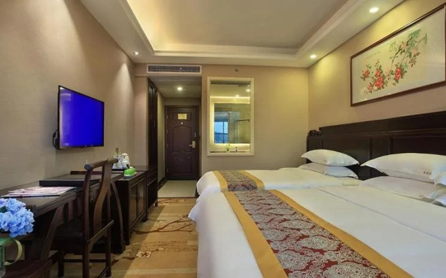 Shengshi Grand Hotel