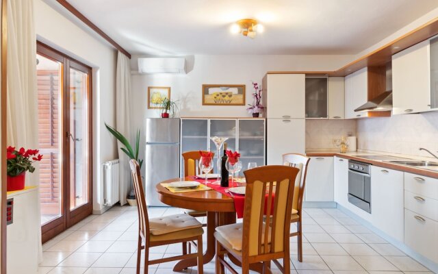 Boutique Apartment in Porec near Sea