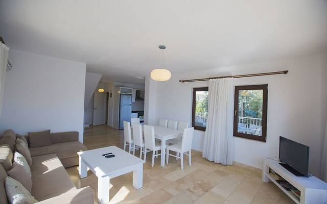 Villa Selena by Akdenizvillam