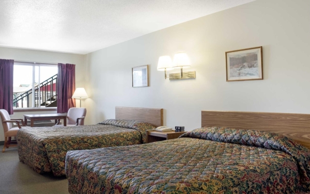 Rodeway Inn Pine River