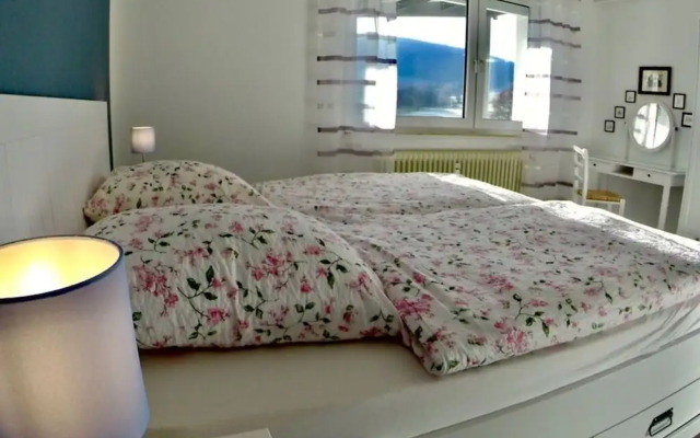 Holiday Apartment Erlebnisrhoen