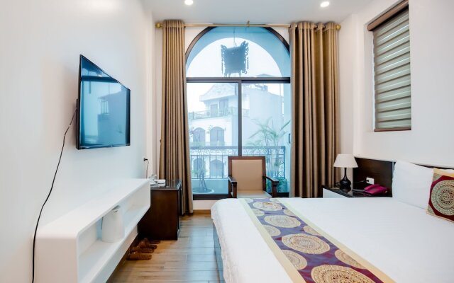 Phuong Nam Luxury Hotel Long Bien