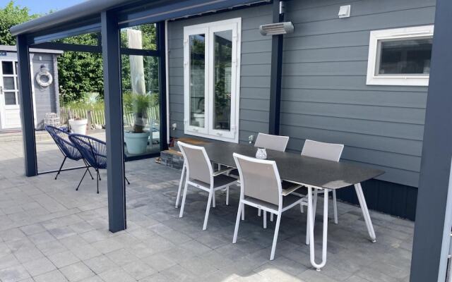 NV 1222 - Beach Resort Nieuwvliet Bad