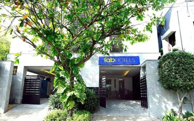Fabhotel Skyry Ii