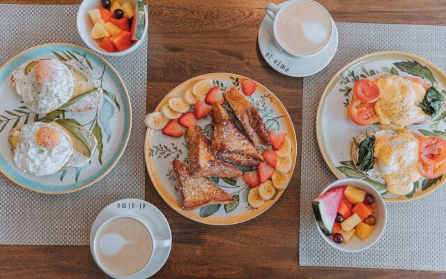 Travelers Orange Suites