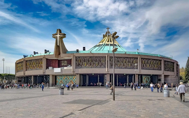 Holiday Inn Express Mexico Basilica by IHG
