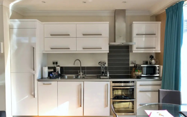 Your Space Apartments - Byron House