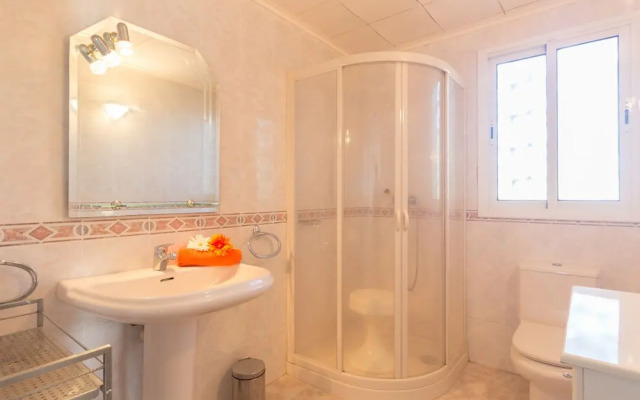 Apartamento Gisamar Ref. 1124  by Iberplaya