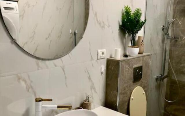 New modern apart near Center at Vivalia grand v9