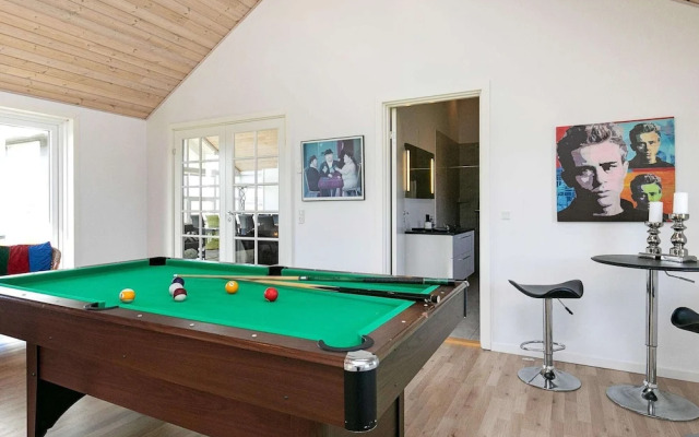 10 Person Holiday Home in Lokken