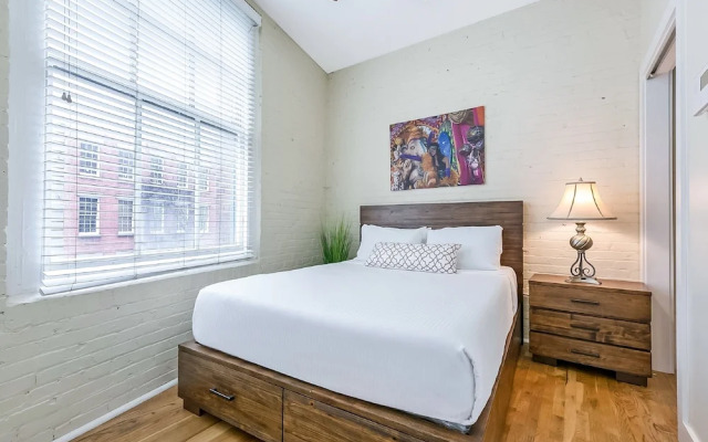 Cozy Condos near French Quarter