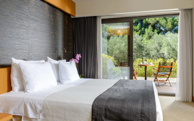 Alexander Beach hotel & Spa