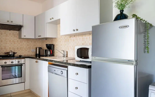 Odin 1-Bedroom Apartment in Larnaca