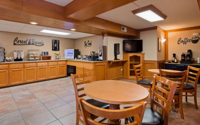 Best Western Gold Poppy Inn