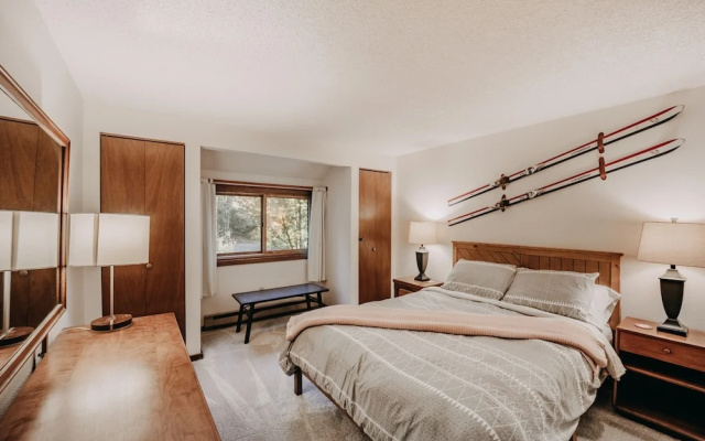 55sw - Fireplace - D/W - W/D - Wi-fi - Sleeps 4