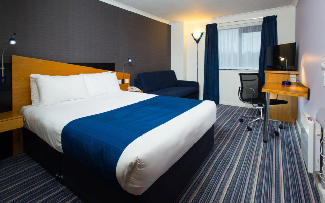 Holiday Inn Express Stevenage by IHG