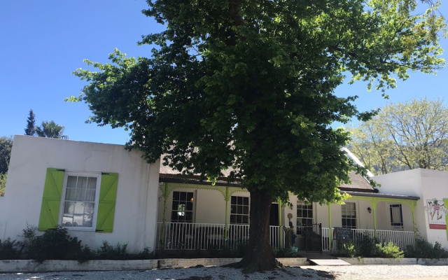 Greyton Toad Hall