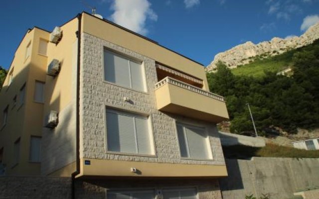 Apartments Villa Astra & Pinija