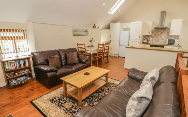 Hendoll Cottage 2