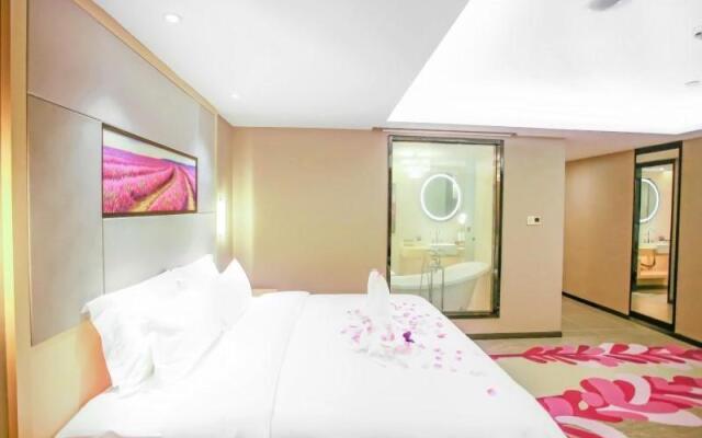 Lavande Hotel Nanchang Bayi Plaza