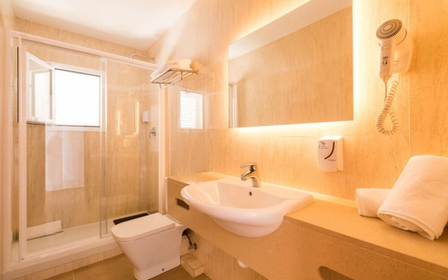 Apartamentos Bossa Bay Mc Apartamentos Ibiza