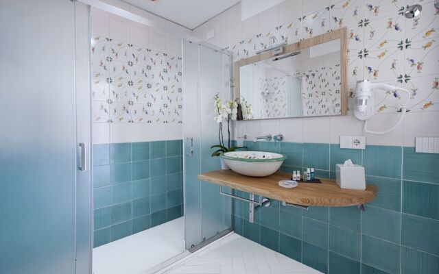 Lidia Rooms & Suites