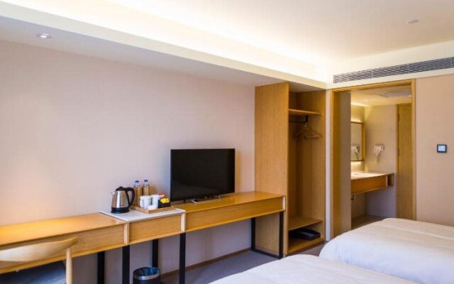 JI Hotel Nanchang Eight One Square
