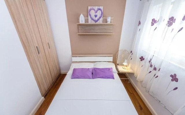 San - Comfortable and Great Location - A3