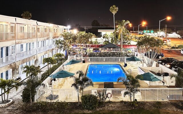 3 Palms Sarasota Suites