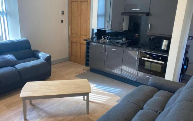 The Annex Keith Self Catering WiFi Private Parking bkng