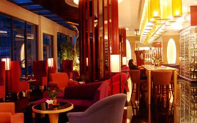 Grand Oriental Hotel