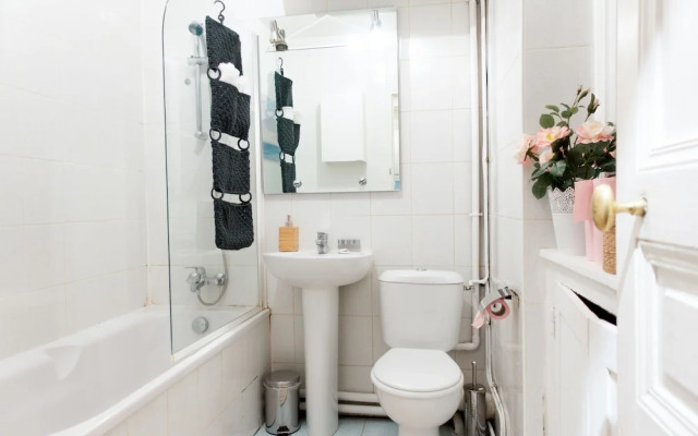 Pelicanstay in Central Paris