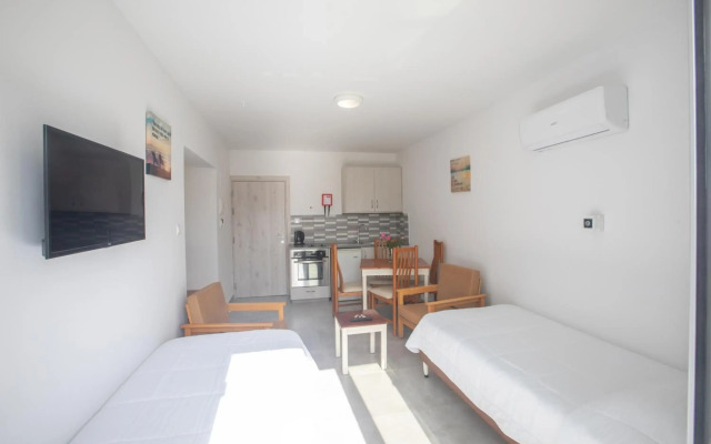 Pavlinia Hotel Apartments