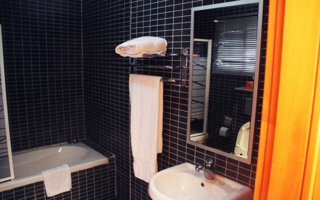 Tae Suites