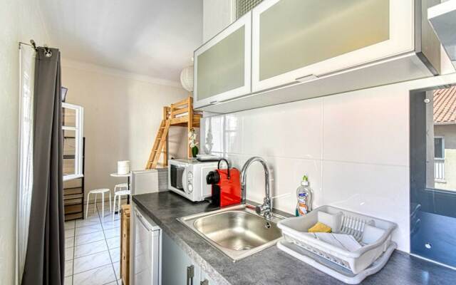 Chic Minimalist Studio 2 Mins Walk From Palais